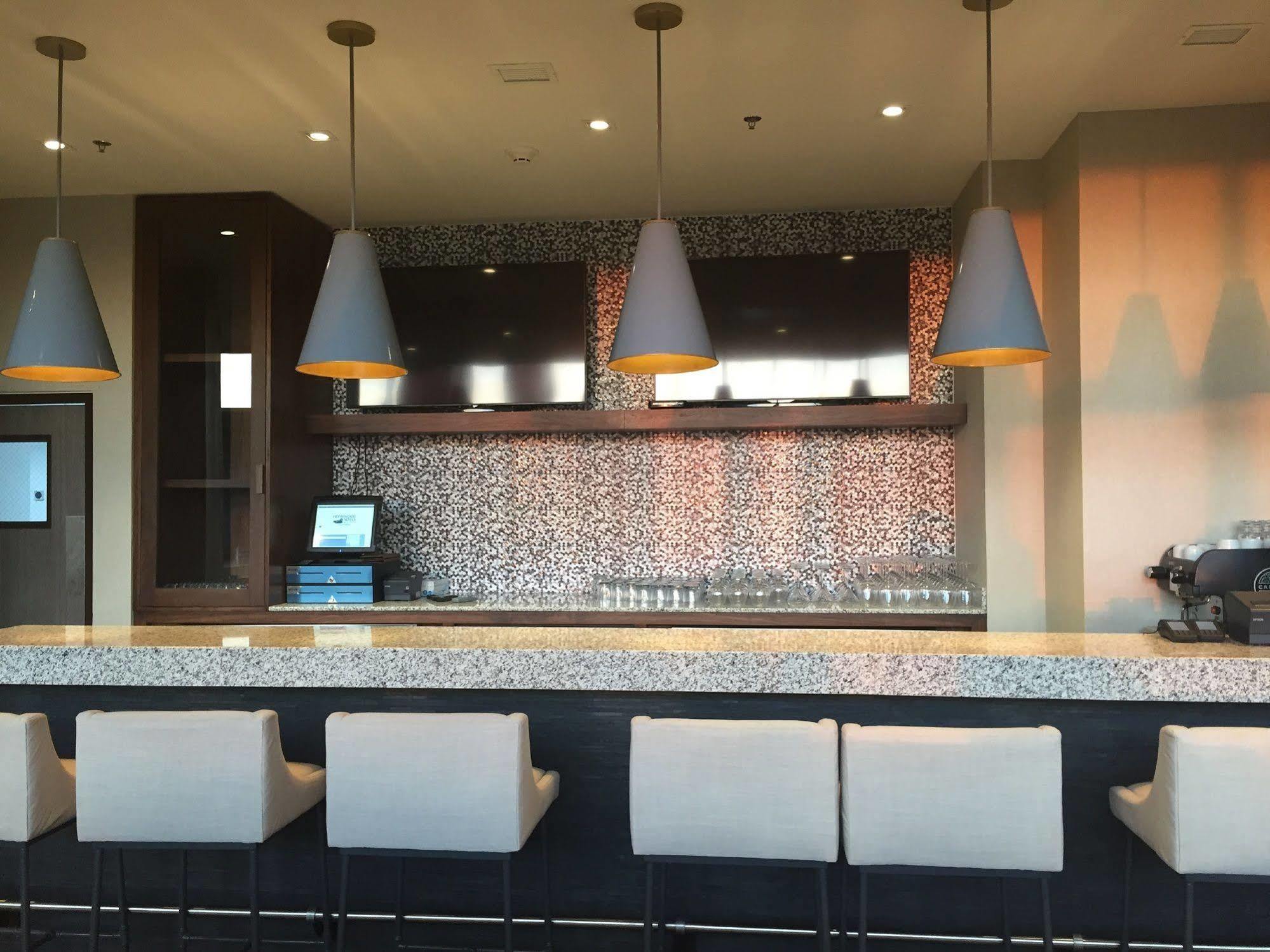 Fiesta Inn Suites Aeropuerto Del Bajio Silao Eksteriør bilde